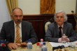 A képen dr. Ódor Ferenc a Borsod-Abaúj-Zemplén Megyei Közgyűlés és a Megyei Önkormányzatok Országos Szövetségének elnöke és Dr. Nagy Kálmán az Országgyűlés Egészségügyi Bizottságának tagja A képen dr. Ódor Ferenc a Borsod-Abaúj-Zemplén Megyei Közgyűlés és a Megyei Önkormányzatok Országos Szövetségének elnöke és Dr. Nagy Kálmán az Országgyűlés Egészségügyi Bizottságának tagja