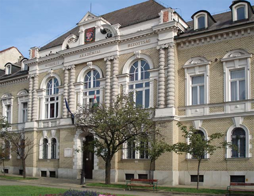 MAB-székház (Miskolc, Erzsébet tér 3.).