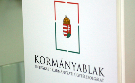 Erdélyi magyarok adták be kérelmüket a miskolci kormányablakban