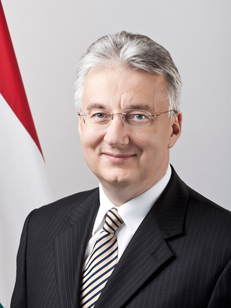 semjen-zsolt-nagy_20120522140909_96.jpg semjen-zsolt-nagy_20120522140909_96.jpg