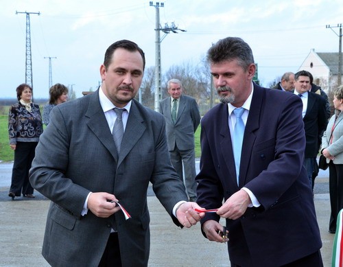 Megújulnak az utak Gesztelyen