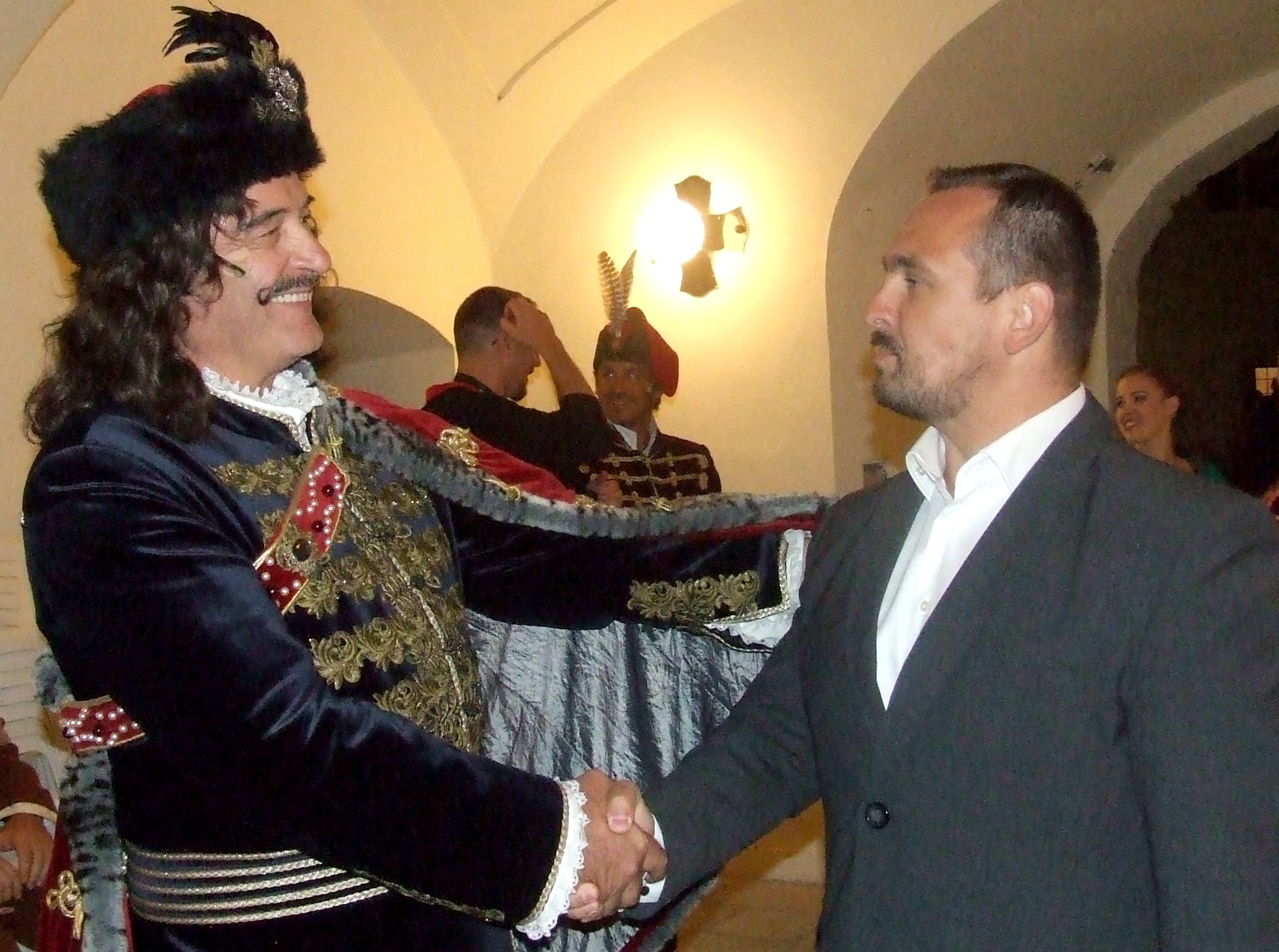 A Fejedelem hazatért Szerencsre