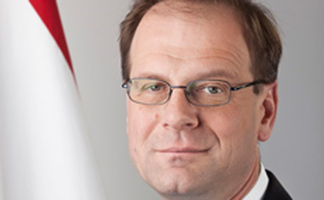 Navracsics Tibor nyitotta meg Miskolcon az első járási kormányablakot