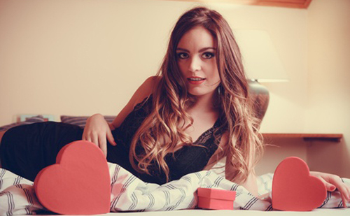 Szexi fehérnemű Valentin-napra 