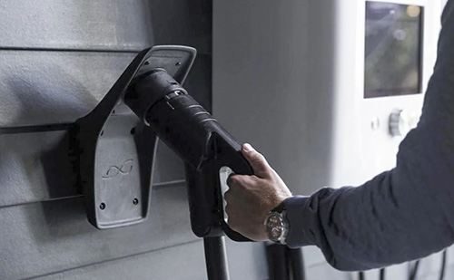 Borsodban rekord szinten töltik az e-autókat