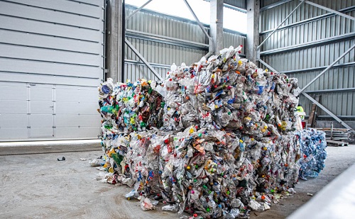 Elindult a szelektív hulladékválogató technológia próbaüzeme Miskolcon